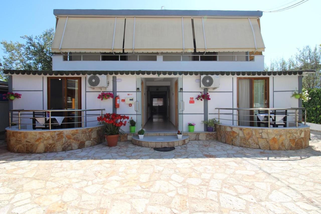 Vila Reni Risi Ksamil Exterior foto